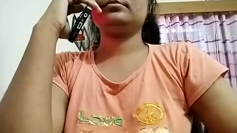 Snapshot of himuhimu22 chatting on July 1, 6:04 am himuhimu22 online show from July 1, 6:04 am