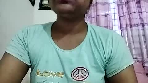 Snapshot of himuhimu22 chatting on July 3, 10:32 am himuhimu22 online show from July 3, 10:32 am