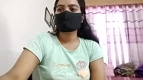 Snapshot of himuhimu22 chatting on July 18, 6:50 am himuhimu22 online show from July 18, 6:50 am