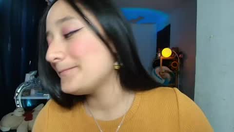 Snapshot of hinata_21_ chatting on June 2, 9:28 pm hinata online show from June 2, 9:28 pm