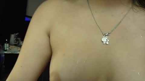Snapshot of hinata_21_ chatting on June 11, 12:32 am hinata online show from June 11, 12:32 am