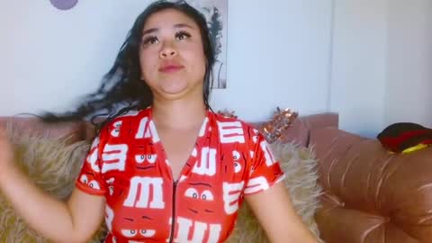 Snapshot of hinataleecs chatting on December 29, 11:18 pm hinata lee online show from December 29, 11:18 pm