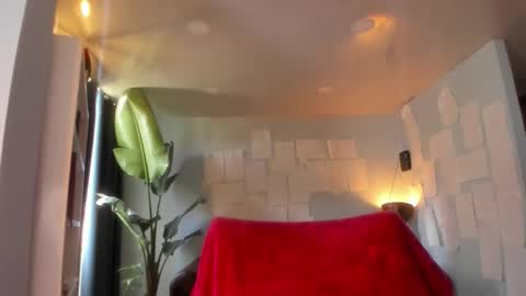 Hinnata online show from February 7, 5:16 pm