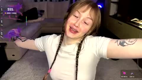 Snapshot of hip_hop_baby chatting on April 29, 5:30 pm Leya Day Mary Night PvT Open online show from April 29, 5:30 pm