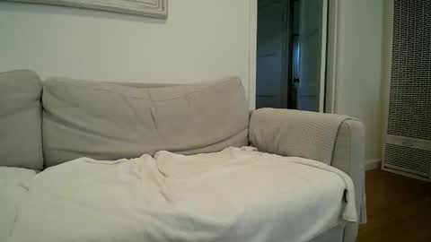 Hippie Jijm online show from March 27, 6:18 pm