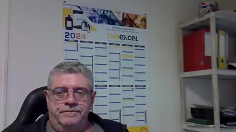 hippo online show from December 9, 9:39 am