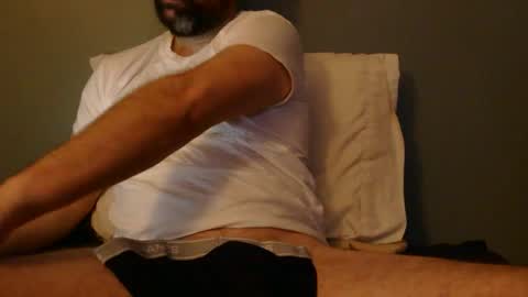 Snapshot of hippopotamus7 chatting on February 8, 3:43 am hippopotamus7 online show from February 8, 3:43 am