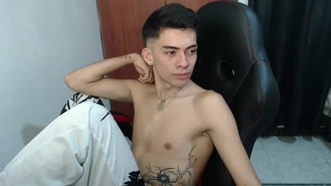 Hisokax online show from April 18, 4:27 am