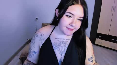 Dina online show from November 10, 4:06 pm