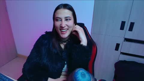 Hitomi Arata online show from April 21, 2:51 am