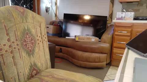 Snapshot of hnic9999 chatting on February 16, 10:21 pm Nick online show from February 16, 10:21 pm