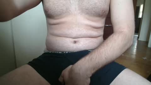 Snapshot of hockeyplayer206850 chatting on February 19, 4:00 pm Hockey Player online show from February 19, 4:00 pm