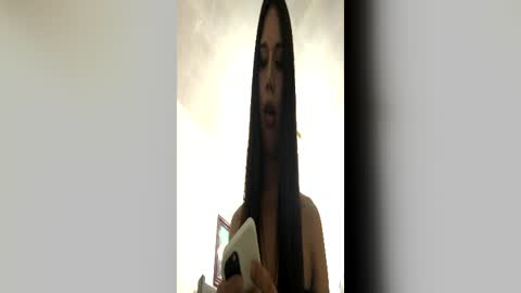 Snapshot of hoe_freesia chatting on June 30, 1:01 pm hoe_freesia online show from June 30, 1:01 pm