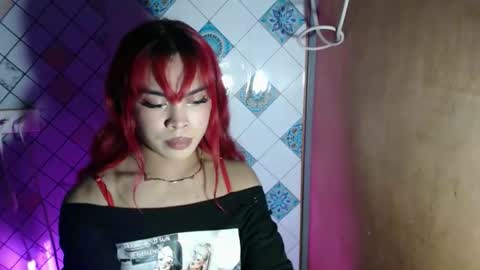 Snapshot of hoelyaurora chatting on March 2, 8:59 pm Aurora3 online show from March 2, 8:59 pm