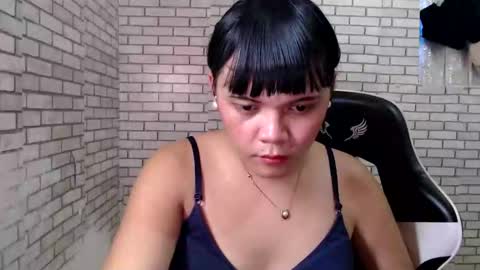 Snapshot of hoelymelissaa chatting on May 19, 3:46 am Melissa3 online show from May 19, 3:46 am