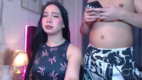 hoelymolly online show from February 8, 8:29 am