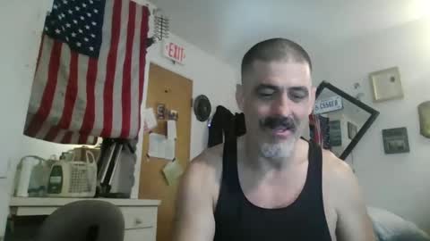 Snapshot of hoglegg99384194 chatting on June 8, 1:50 am hoglegg99384194 online show from June 8, 1:50 am