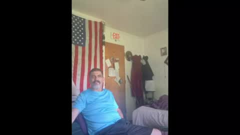 Snapshot of hoglegg99384194 chatting on July 17, 7:19 pm hoglegg99384194 online show from July 17, 7:19 pm
