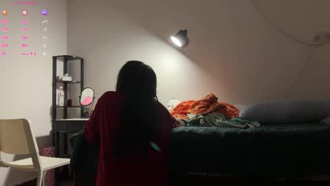 Snapshot of hola_sunflower chatting on October 19, 2:50 pm amy online show from October 19, 2:50 pm