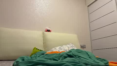 Snapshot of hola_sunflower chatting on June 10, 4:39 pm amy online show from June 10, 4:39 pm