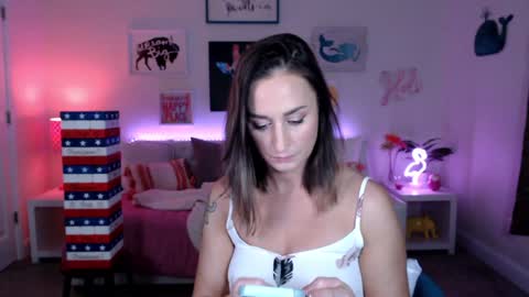 Holi Hurricane online show from March 1, 4:58 am