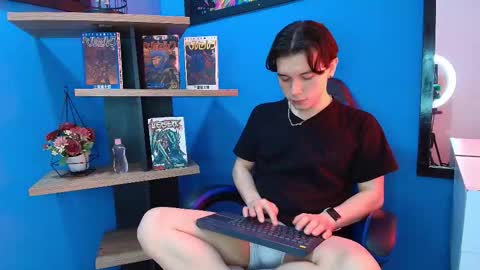 Snapshot of hollannd_ chatting on February 28, 12:50 pm Holland online show from February 28, 12:50 pm