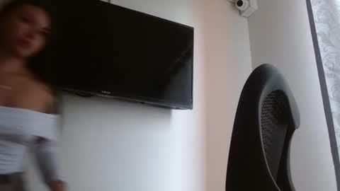 Holly online show from February 10, 8:46 pm