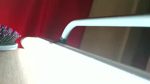 Mika Duhay Velat online show from December 1, 5:23 am