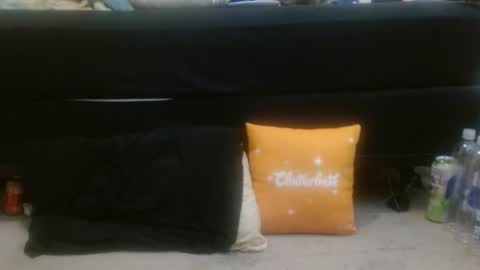 Snapshot of hollyhawkes chatting on May 5, 1:46 am Holly Hawkes online show from May 5, 1:46 am