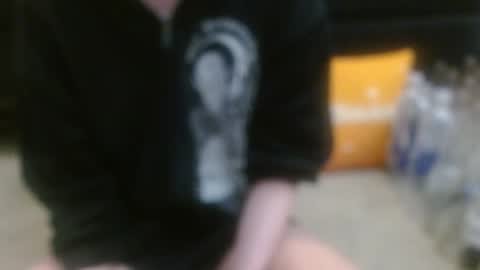 Snapshot of hollyhawkes chatting on May 28, 1:47 am Holly Hawkes online show from May 28, 1:47 am