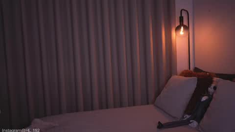 Snapshot of hollylinder_ chatting on May 21, 1:45 am Holly Linder online show from May 21, 1:45 am