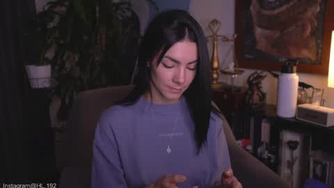 Snapshot of hollylinder_ chatting on May 27, 12:40 am Holly Linder online show from May 27, 12:40 am