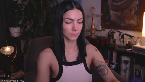 Snapshot of hollylinder_ chatting on May 31, 1:14 am Holly Linder online show from May 31, 1:14 am
