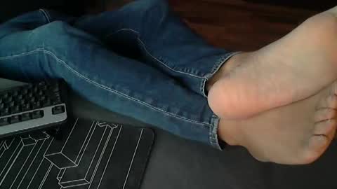 Snapshot of hollymollysucker chatting on December 18, 9:48 am hollymollysucker online show from December 18, 9:48 am