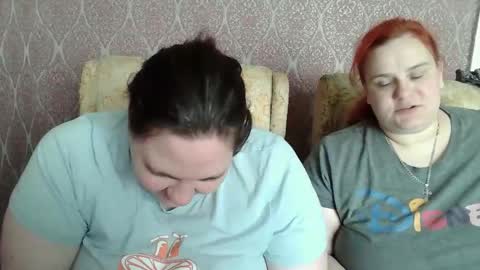 Snapshot of hollyxeva chatting on April 12, 9:03 am HollyXEva online show from April 12, 9:03 am