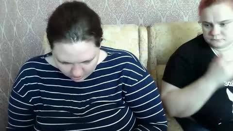 Snapshot of hollyxeva chatting on April 18, 3:49 pm HollyXEva online show from April 18, 3:49 pm