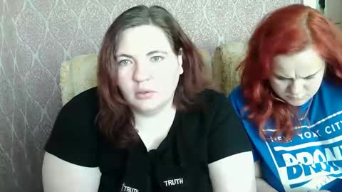 Snapshot of hollyxeva chatting on May 14, 9:05 am HollyXEva online show from May 14, 9:05 am