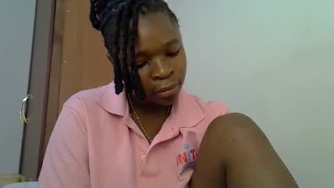 Snapshot of holy_ebony chatting on May 14, 11:39 am holy_ebony online show from May 14, 11:39 am