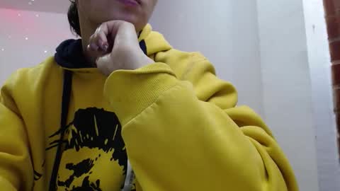 Juli online show from March 9, 3:10 am