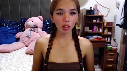 holy_molly1 online show from March 16, 1:59 pm