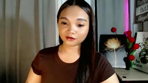 Bella online show from May 3, 8:04 pm
