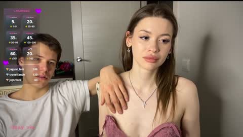 Snapshot of holybabe342 chatting on February 4, 7:55 pm Vio online show from February 4, 7:55 pm