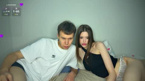 Vio online show from December 4, 7:44 pm