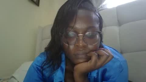 Honevey online show from March 31, 3:23 pm