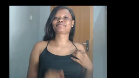 Snapshot of honey_juicydoll chatting on April 21, 7:36 am Sonia online show from April 21, 7:36 am