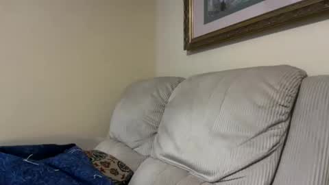 honey_man14 online show from October 29, 2:36 am