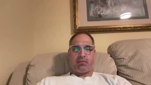 honey_man14 online show from April 13, 2:28 am