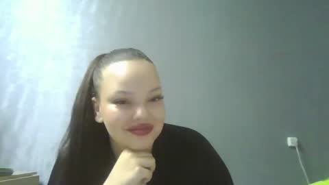 Snapshot of honey_miracle chatting on July 2, 6:36 pm honey_miracle online show from July 2, 6:36 pm