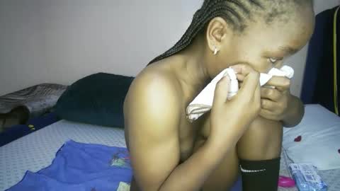 Snapshot of honey_nubia0 chatting on May 1, 1:16 pm honey_nubia0 online show from May 1, 1:16 pm