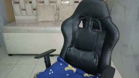 Snapshot of honey_torres_sub chatting on April 29, 1:37 pm HONEY online show from April 29, 1:37 pm